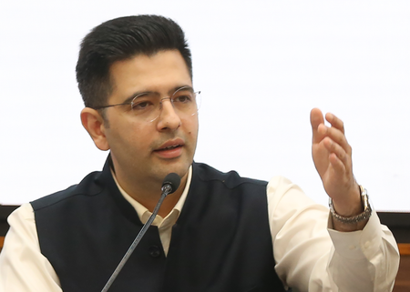 राघव चड्ढा को मिली राहत, दिल्ली हाई कोर्ट ने मानहानिकारक पोस्ट हटाने का दिया आदेश