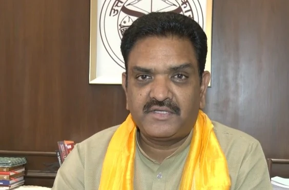यूपी के मंत्री असीम अरुण का अखिलेश यादव पर निशाना, कहा- 'PDA का नारा सत्ता की सीढ़ी, कन्नौज में नहीं रुके एक भी रात'