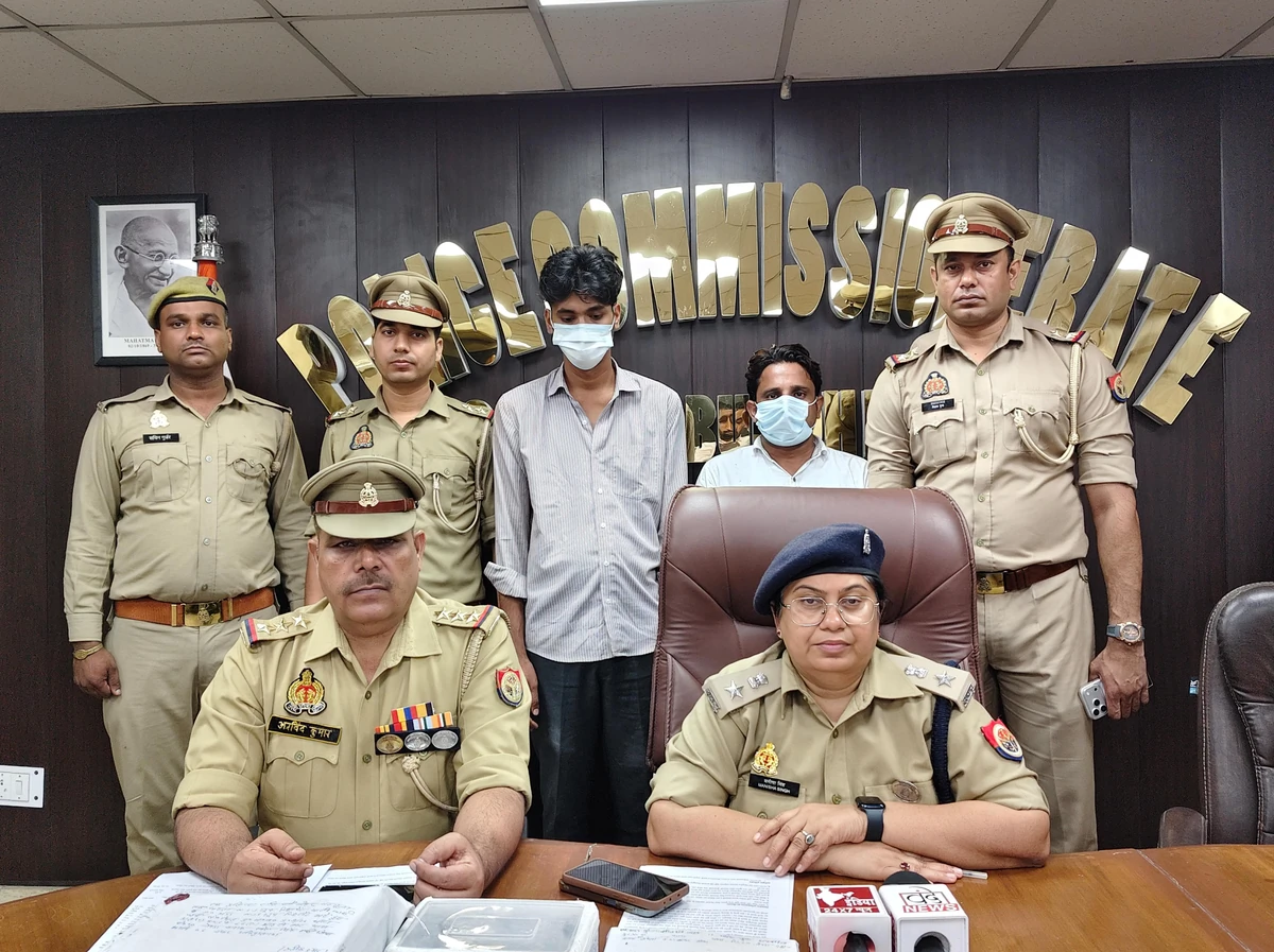 नोएडा: नौकरी के नाम पर ठगी करने वाले गिरोह का भंडाफोड़, 4 महिलाओं समेत 6 गिरफ्तार