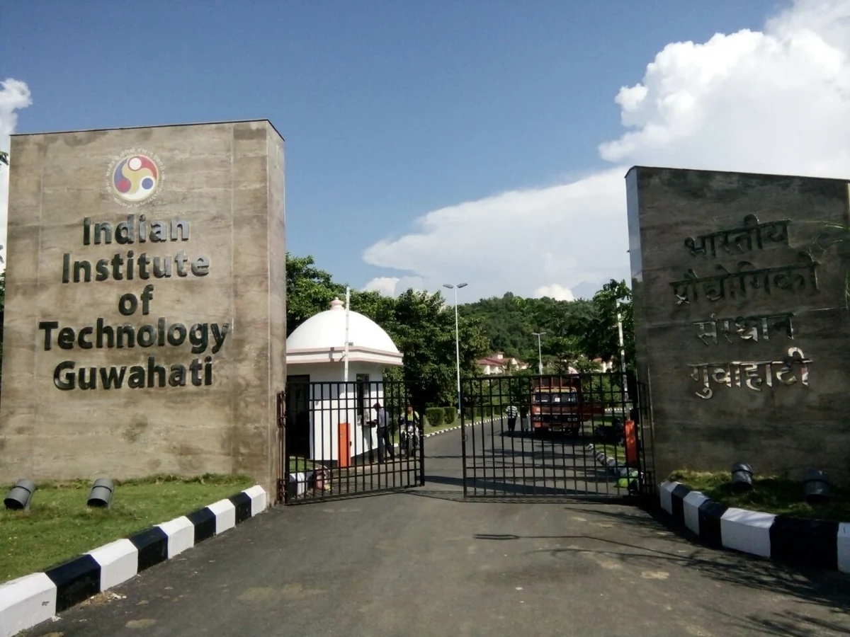 IIT गुवाहाटी में प्रोजेक्ट मैनेजर सहित कई पदों पर भर्ती, ₹2 लाख तक सैलरी, इंटरव्यू 12 सितंबर को