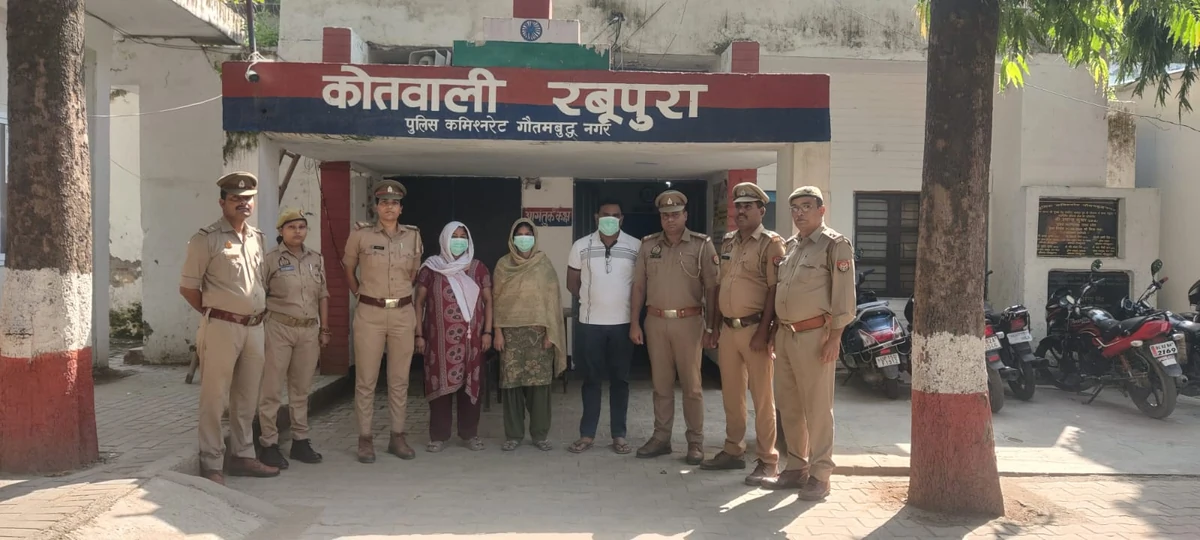 ग्रेटर नोएडा: एक ही परिवार के 5 लोगों की मौत का राज़ वॉयस नोट से खुला, तीन रिश्तेदार गिरफ्तार