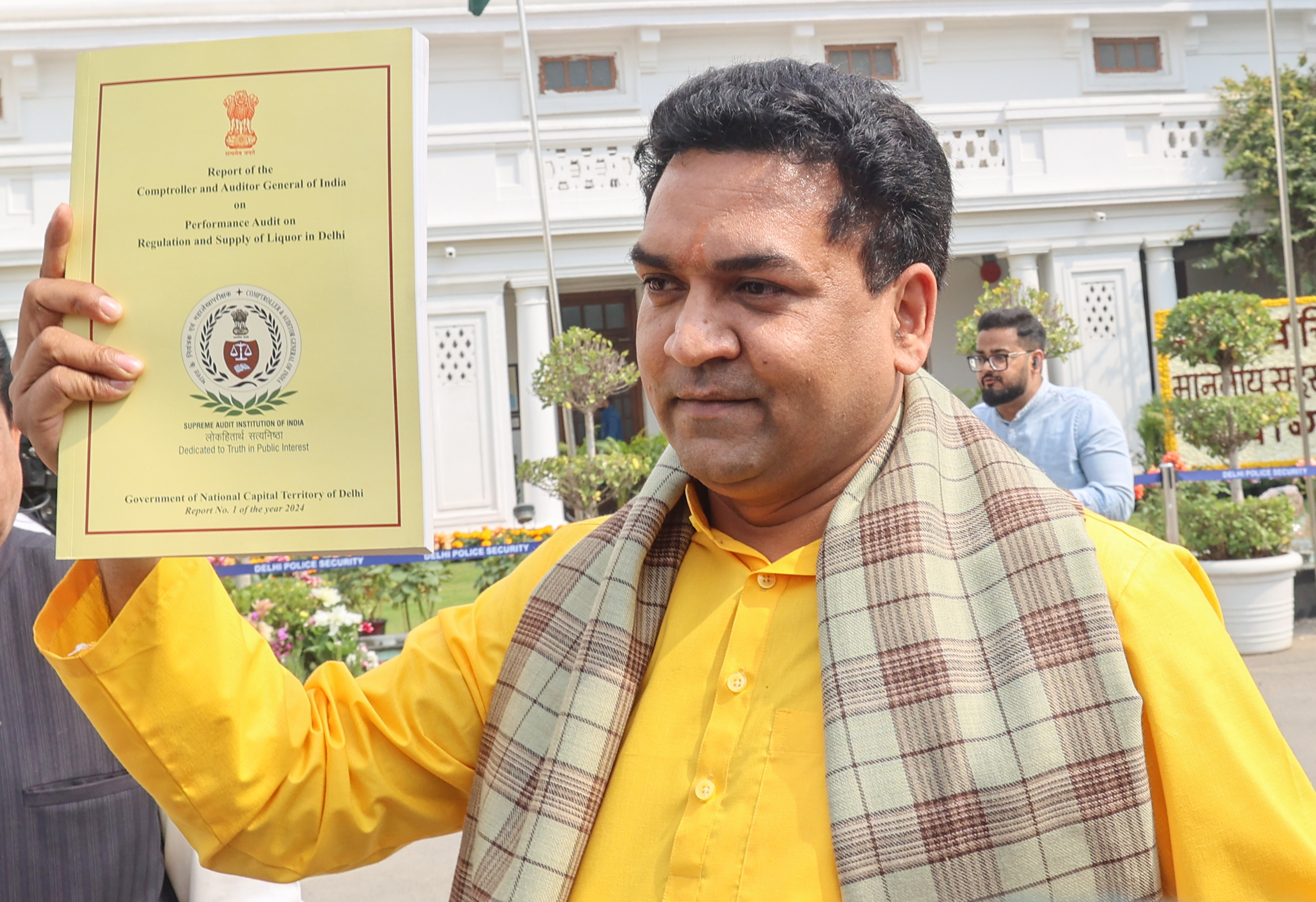 दिल्ली: DTC के फंड निवेश में देरी से 5.5 करोड़ का नुकसान, CAG रिपोर्ट में AAP सरकार पर सवाल