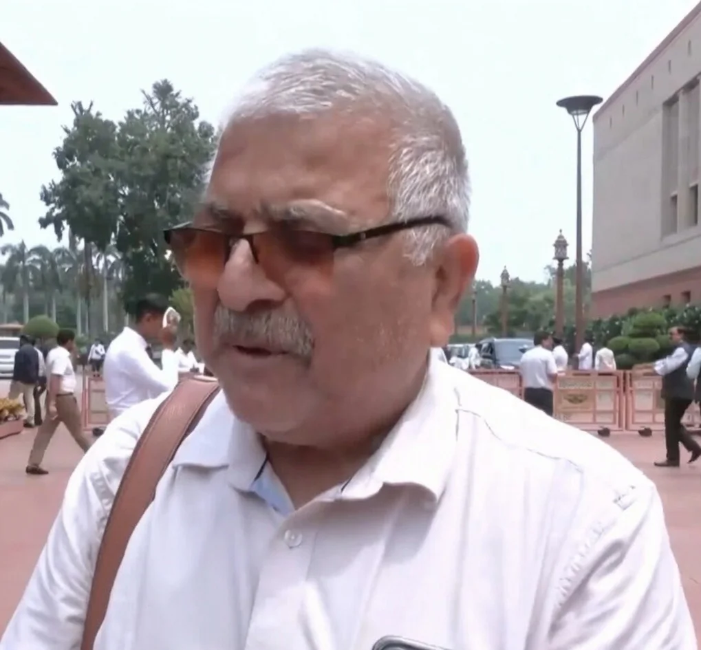 पंजाब में पेपर लीक: विपक्षी सांसदों ने शिक्षा मंत्री के इस्तीफे की मांग की, CM मान पर इनकार का आरोप