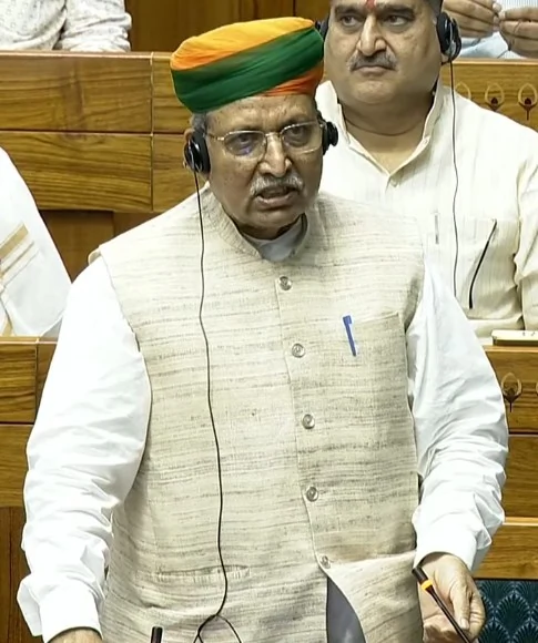सुप्रीम कोर्ट में जजों की संख्या बढ़ेगी, लोकसभा में हंगामे के बीच विधेयक पारित