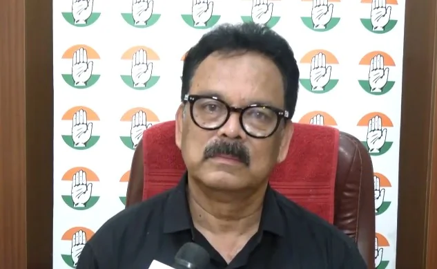 NEET पेपर लीक: कांग्रेस ने सरकार से कहा- राहुल गांधी के विरोध को टकराव नहीं, आत्म-मंथन का अवसर समझें
