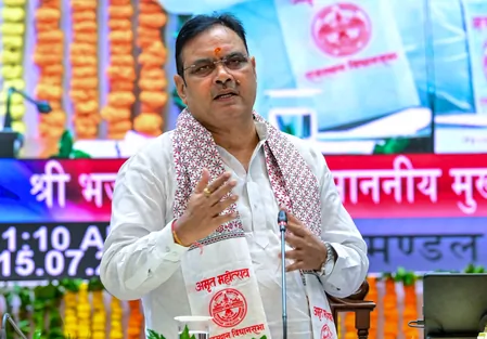 राजस्थान: साइबर ठगी रोकने के लिए मुख्यमंत्री भजनलाल शर्मा का एक्शन प्लान, पुलिस और बैंकों को दिए कड़े निर्देश
