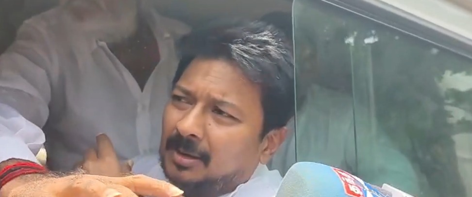 मुख्यमंत्री विजय और अभिनेत्री तृषा पर टिप्पणी: DMK नेता उदयनिधि स्टालिन को पुलिस ने हिरासत में लिया