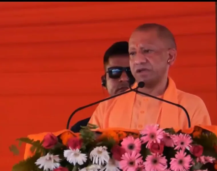 पेपर लीक: CM योगी का ऐलान — संसद में आएगा सख्त कानून, जब्त होगी दोषियों की संपत्ति