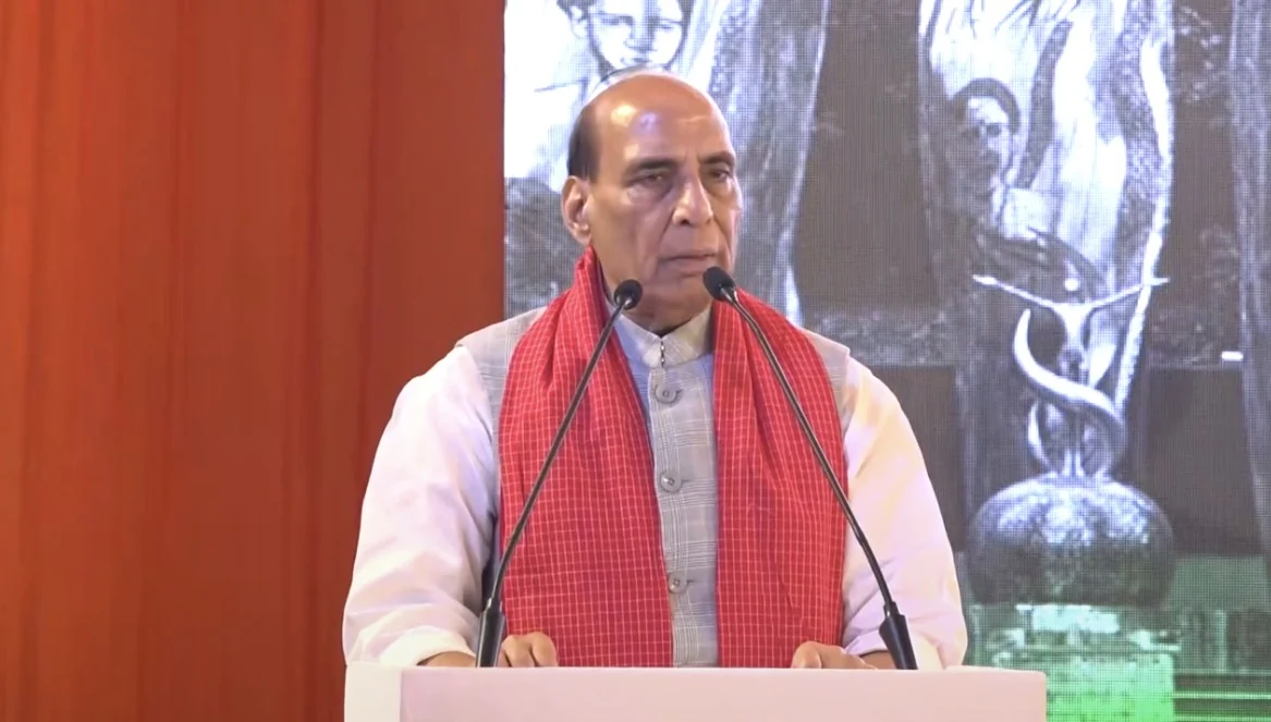रक्षा निर्यात हुआ और आसान: सरकार ने बदले नियम, भारतीय कंपनियों के लिए खुलेंगे दुनिया के बाज़ार