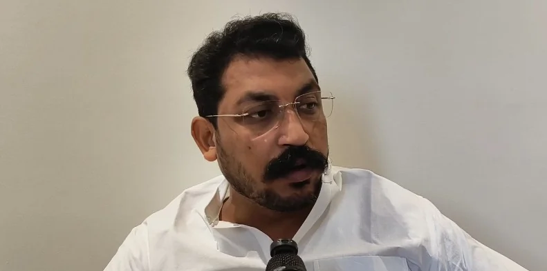 यूपी: SIR प्रक्रिया पर चंद्रशेखर आजाद का हमला, बोले—मतदाता सूची में बड़े पैमाने पर हुई है गड़बड़ी