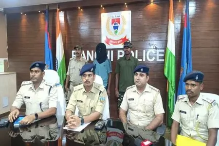 रांची: दूसरे युवक के साथ देखने पर प्रेमिका की हत्या, पुलिस ने आरोपी को किया गिरफ्तार