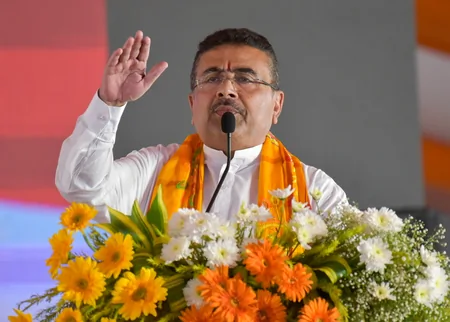 कोलकाता होटल अग्निकांड: CM सुवेंदु अधिकारी ने पिछली सरकार पर लगाया लापरवाही का आरोप, 9 लोगों की हुई थी मौत