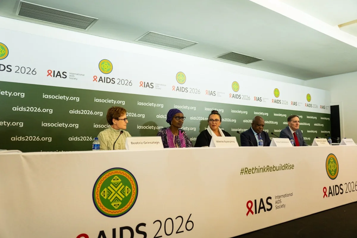 HIV/AIDS से जंग पर संकट: वैश्विक फंडिंग में भारी गिरावट, दशकों की मेहनत पर पानी फिरने का खतरा - UN रिपोर्ट