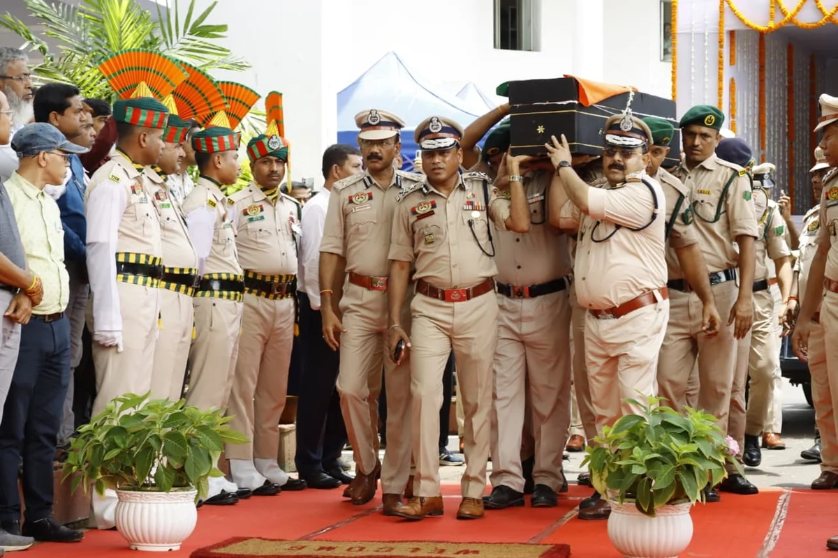 त्रिपुरा DGP अनुराग की मौत पर न्यायिक जाँच की माँग, SIT भी संभव; राजकीय सम्मान के साथ अंतिम विदाई