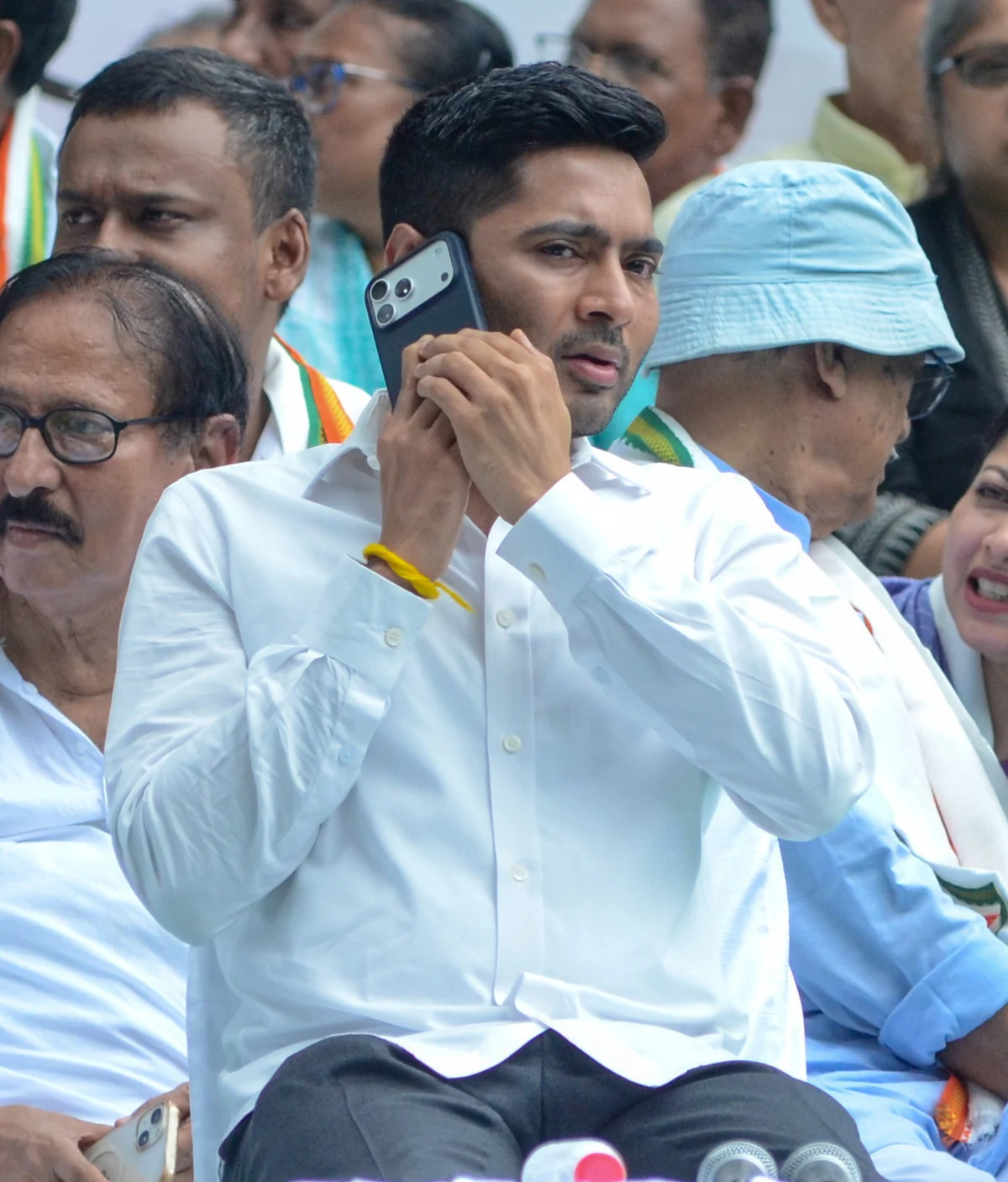 इलाज के लिए विदेश जाने की अभिषेक बनर्जी की अर्जी खारिज, कलकत्ता हाईकोर्ट ने दिया था मेडिकल बोर्ड का सुझाव