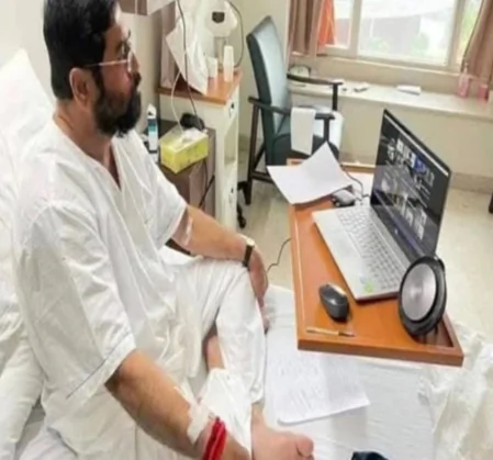 महाराष्ट्र में बारिश से बिगड़े हालात, अस्पताल से ही एक्शन में डिप्टी सीएम एकनाथ शिंदे