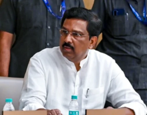 जम्मू-कश्मीर: उमर अब्दुल्ला कैबिनेट में शामिल होने पर कांग्रेस में मंथन, अभी कोई फैसला नहीं