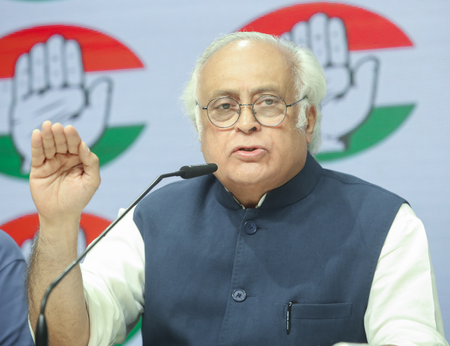 महाराष्ट्र UCC समिति से इस्तीफे पर कांग्रेस का भाजपा पर हमला, कहा- 'हर राज्य का अपना कानून संविधान की भावना के विरुद्ध'