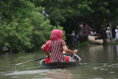 बांग्लादेश में बाढ़ और भूस्खलन का क़हर, 51 लोगों की मौत, 10 लाख से ज़्यादा प्रभावित