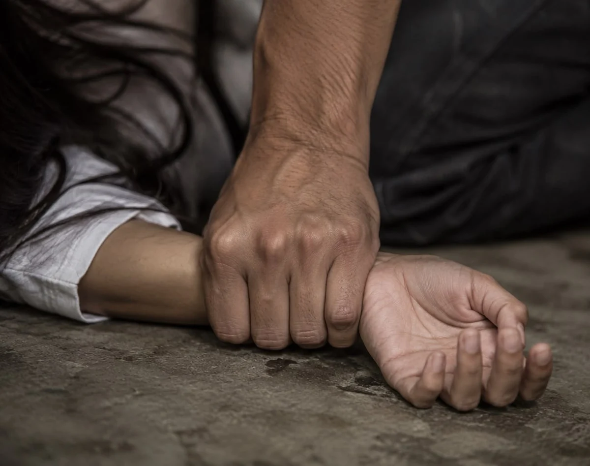 पश्चिम बंगाल: सहकर्मी से बलात्कार के आरोप में सिविक वॉलंटियर गिरफ्तार, तस्वीरें खींचकर ब्लैकमेल करने का मामला