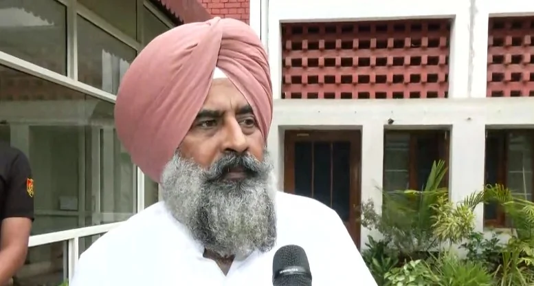 पंजाब कांग्रेस अध्यक्ष का पदभार संभालते ही परगट सिंह का बड़ा बयान, कहा- राज्य की राजनीति दिशाहीन हो गई है