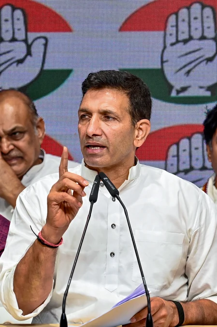 मध्य प्रदेश की स्कूली शिक्षा पर कांग्रेस का बड़ा सवाल, PGI-D रिपोर्ट में एक भी ज़िला 60% पार नहीं