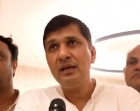 दिल्ली दवा घोटाला: 'आप' का आरोप- कागजों में हुई सप्लाई, अस्पतालों से दवाइयां गायब