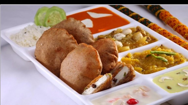 आर्थ‍िक रूप से हैं परेशान, तो रविवार को करें ये उपाय!