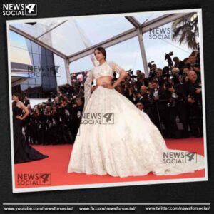 Sonam Kapoor Traffic Stopping Lehenga Look at Cannes 2018 Red Carpet 2 news4social 2 -