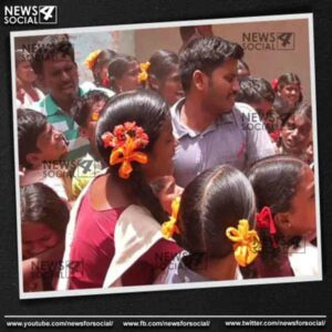 tamil nadu tiruvallur students protest over the transfer of their english teacher 1