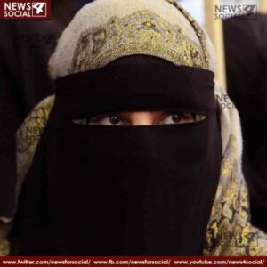 husband gives triple divorce on mobile in baghpat 1