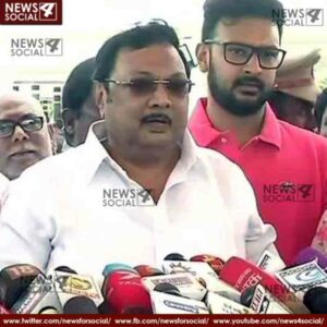 tamilnadu political strife between karunanidhis son alagiri says i am real successor 1 news4social -
