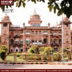 This is the famous hospital of MP who gives some good facilities 3