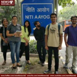 niti aayog suggest age cap for civil services should be 27 years 1 news4social -