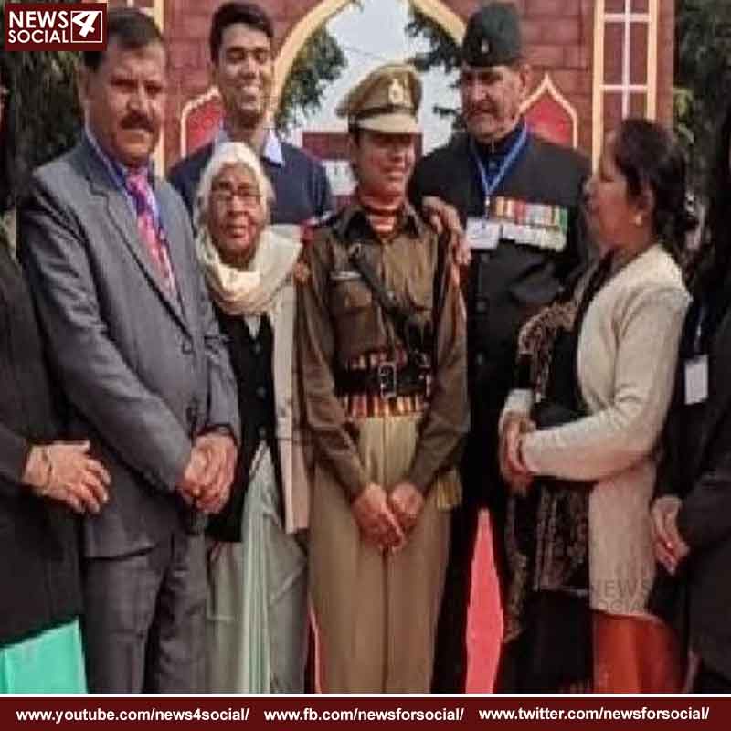 23 साल की उम्र में UPSC किया क्लियर, अब BSF में होगी तैनाती