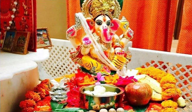 नवरात्रि में गणेश जी की पूजा