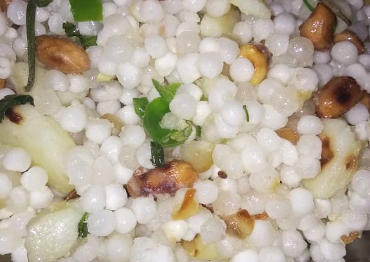 falhari sabudana khichdi recipe main photo