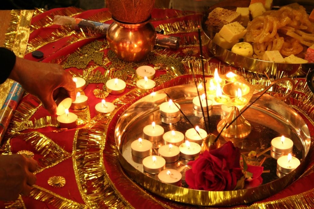 रात में कलश पूजन सही या धर्म विरूद्ध