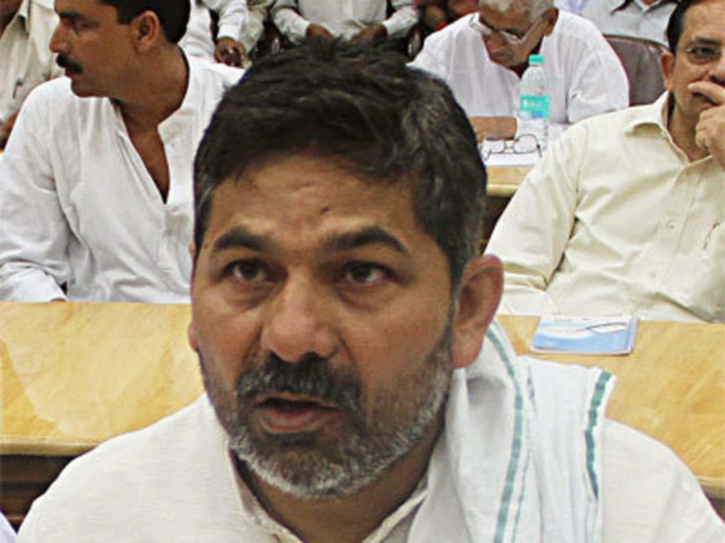 rakesh tikait non