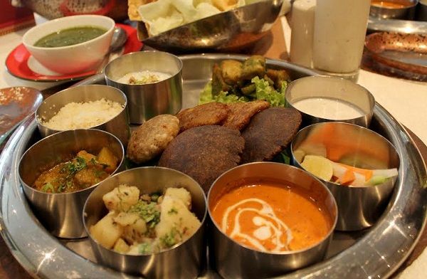 262343 2016 10 061navratri food festival at paatra
