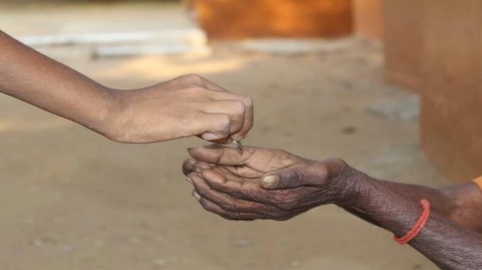 Crores of rupees received from Nafisa account begging in the streets