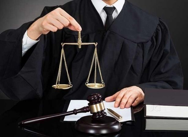 advocate 5b193f862815c